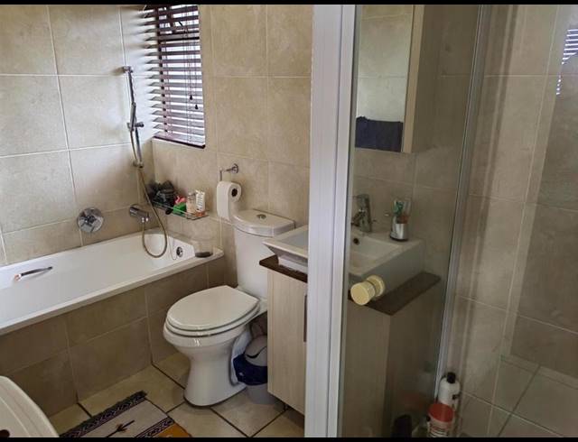 1 BEDROOM APARTMENT FOR SALE IN DOUGLASDALE